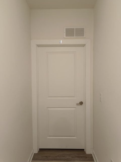 Private Room in 3Bed.3Bath