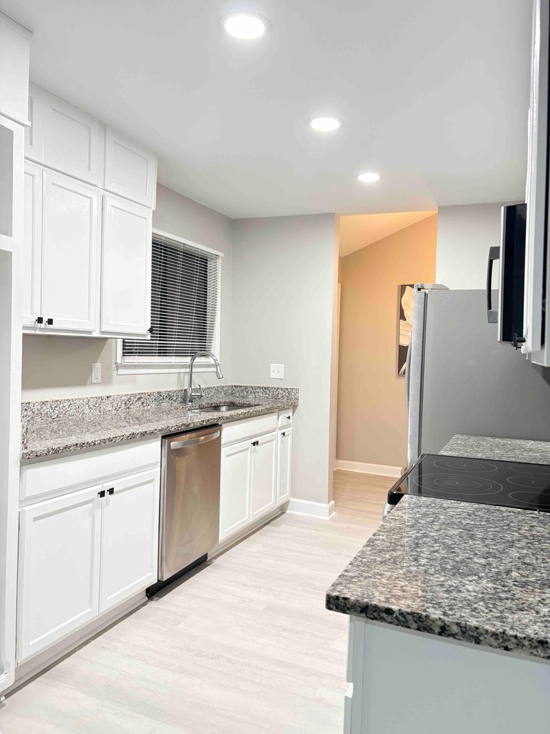 roommates in Undisclosed, Conyers, GA 30094 Comfortable Shared Home Near Shopping & Transit (id. 20787) - cirtru.com