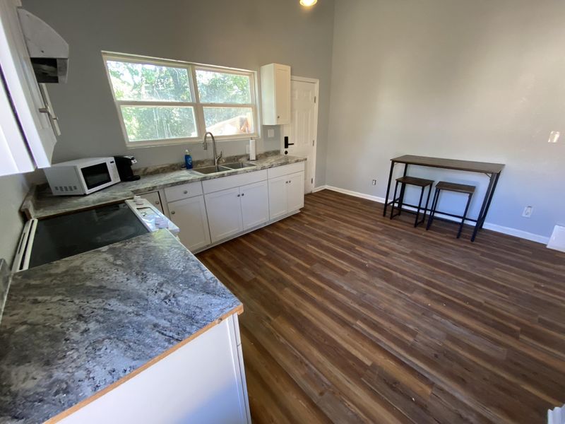 roommates in Undisclosed, Kansas City, MO 64132 South Central Kansas City House Newly-renovated & cozy (id. 8001) - cirtru.com