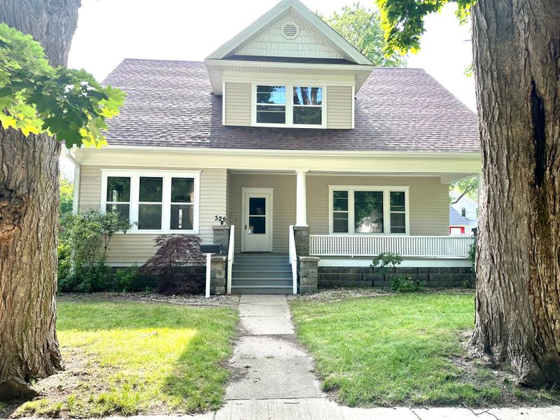 roommates in Caro Room2Bed.1Bath - cirtru.com