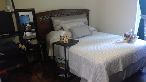 Private Room in 2Bed.2Bath