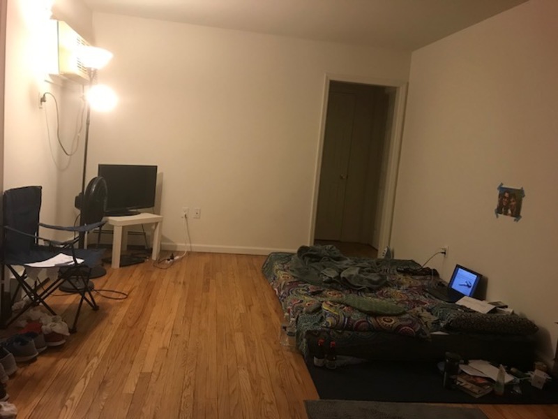 Looking for Roommate for 1BHK.