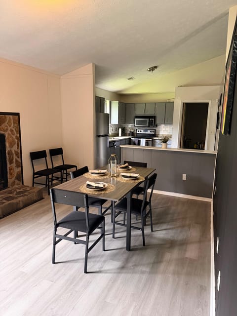 Cozy home near Atlanta airport (id. 36850)