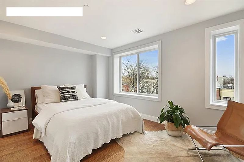 roommates in New York City Shared Room in 2Bed.1.5Bath - cirtru.com