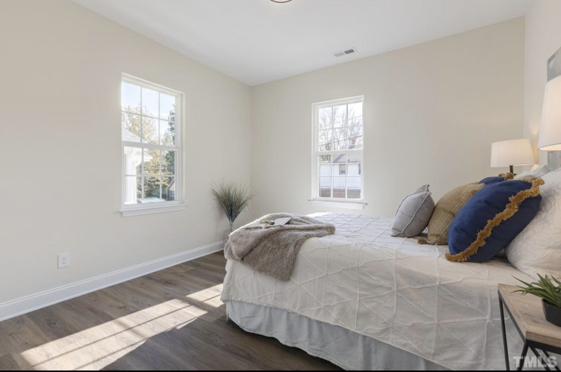 Shared Room in 2Bed.1Bath