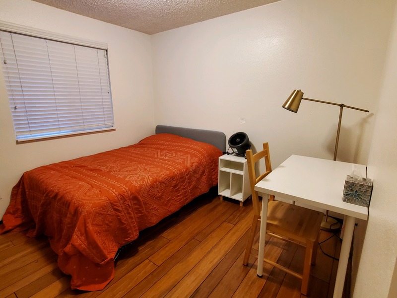 Private Room in 3Bed.3Bath