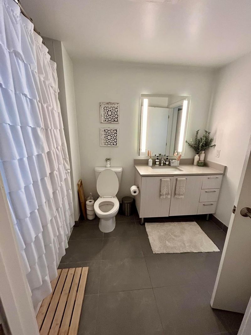 roommates in New York City Entire Place 1Bed.1Bath - cirtru.com