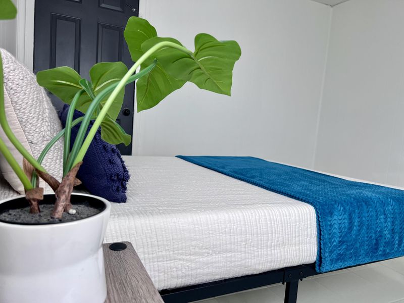 roommates in Undisclosed, Jonesboro, GA 30236 Newly Renovated & Cozy Jonesboro Home  with Deck & Huge Backyard (id. 10526) - cirtru.com