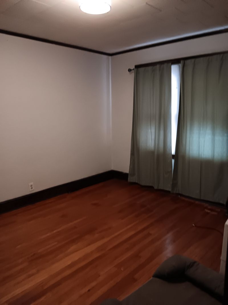 roommates in West Hartford Room3Bed.1Bath - cirtru.com