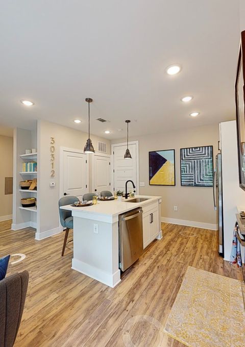 roommates in Atlanta Private Room in 2Bed.2Bath - cirtru.com