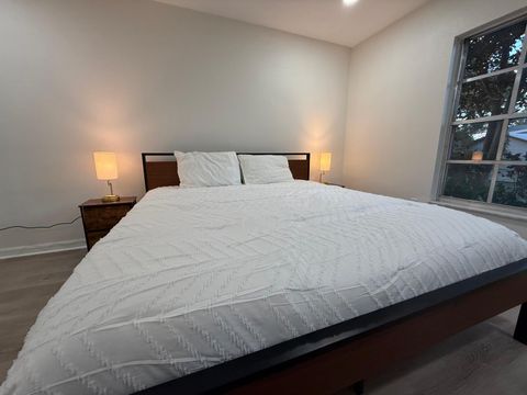 Highly Desirable Lake Hollingsworth Home (id. 25722)