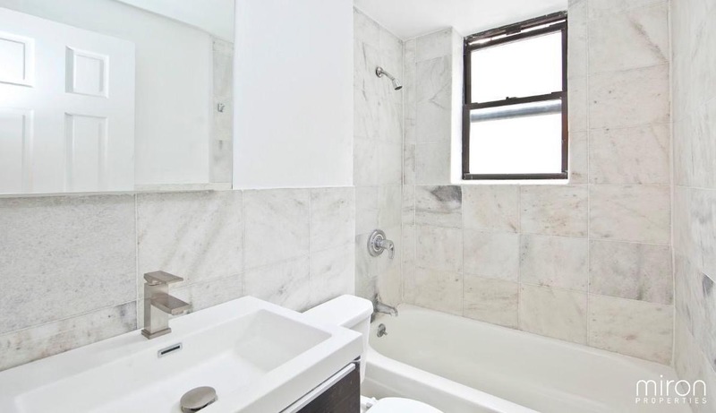 Private Room in 3Bed.1Bath