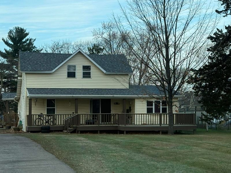 roommates in Eau Claire Private Room in 4Bed.1Bath - cirtru.com