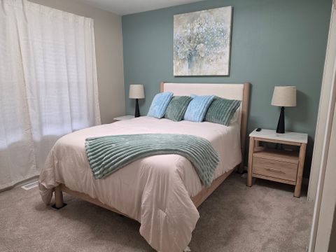Private Room in 3Bed.2Bath