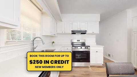 BRAND NEW  • Cleaning Service • Fast WiFi • 2 fridges • Responsive Management (id. 38521)