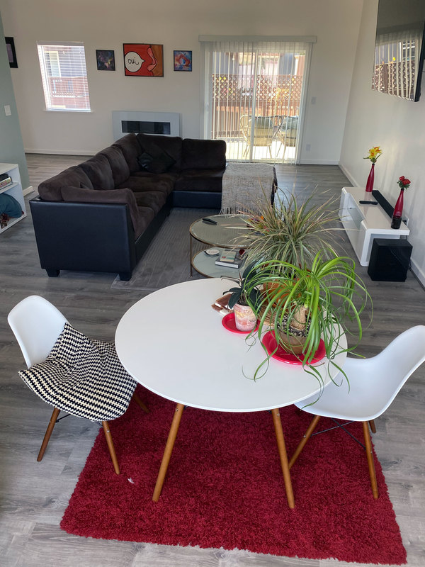 Private Room in 3Bed.3Bath