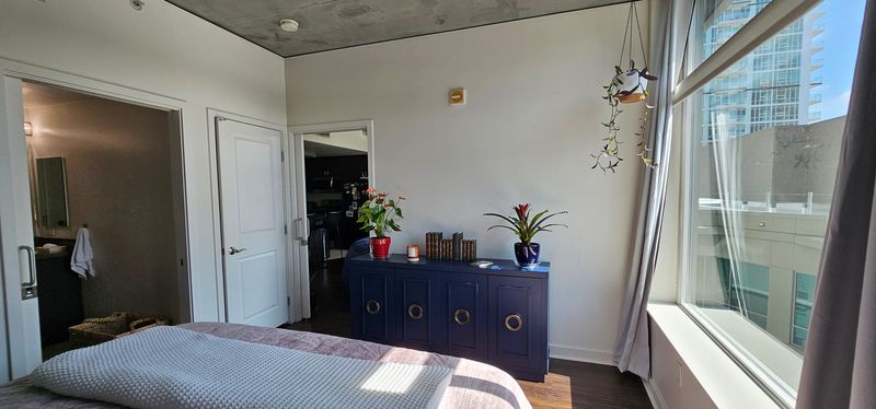Private Room in 2Bed.2Bath