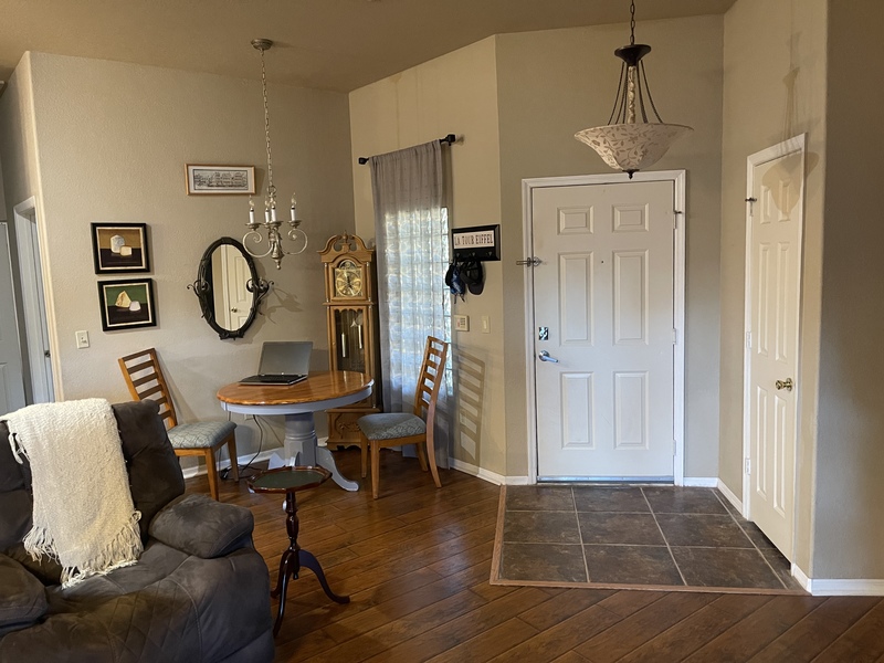 Private Room in 2Bed.2Bath