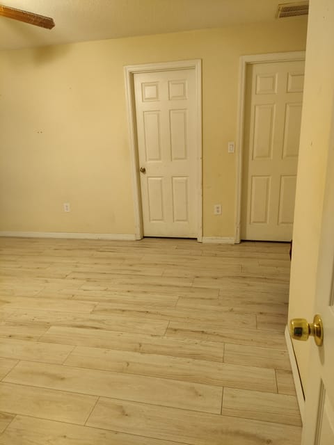 Private Room in 3Bed.2Bath