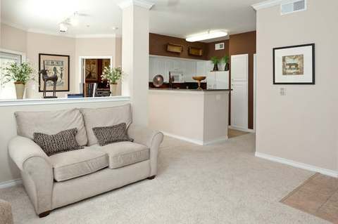 roommates in Garland Private Room in 2Bed.2Bath - cirtru.com