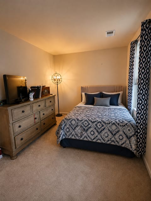 Private Room in 2Bed.2.5Bath