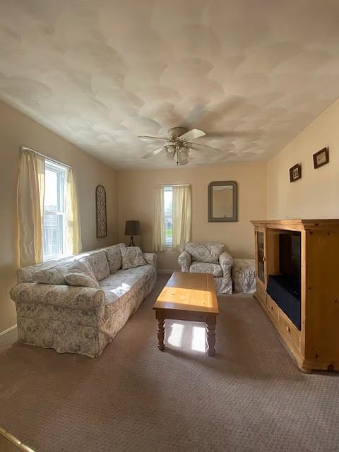 roommates in New Bedford Entire Place 1Bed.1Bath - cirtru.com