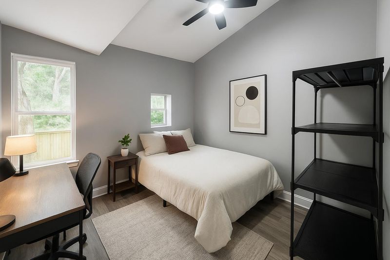 roommates in Undisclosed, Tampa, FL 33604 Newly renovated Old Seminole Heights property! Upstairs unit! Rooms include desks and upgrades throughout! (id. 15863) - cirtru.com