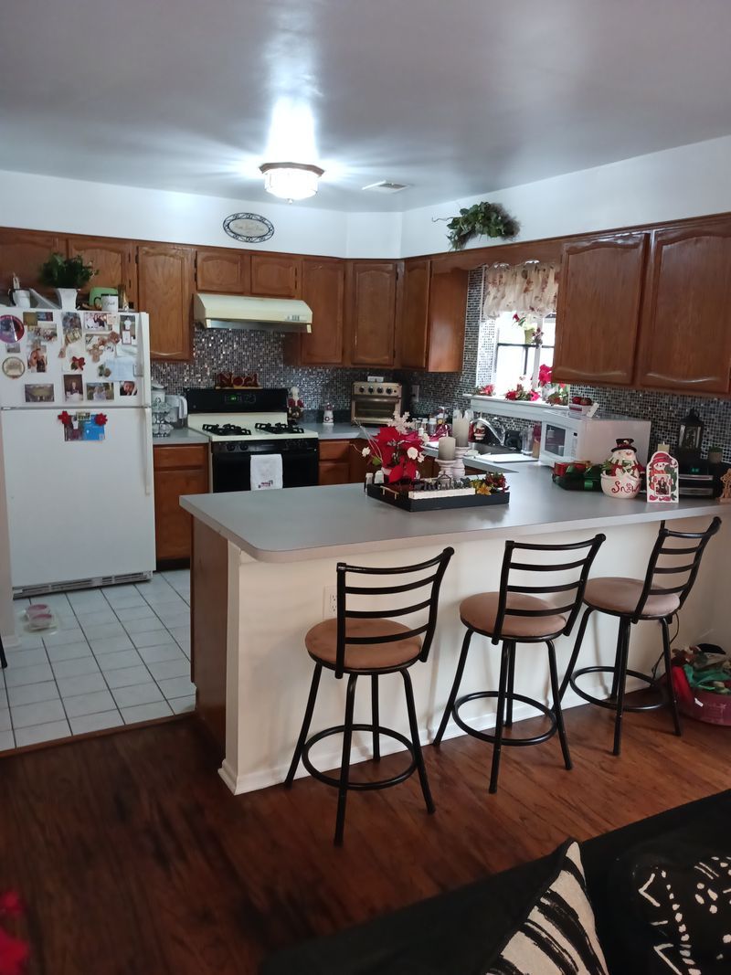 roommates in Somerset Shared Room in 3Bed.2.5Bath - cirtru.com