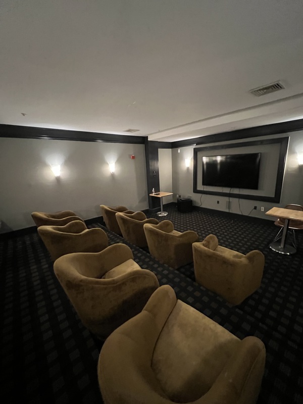 Private Room in 2Bed.2Bath