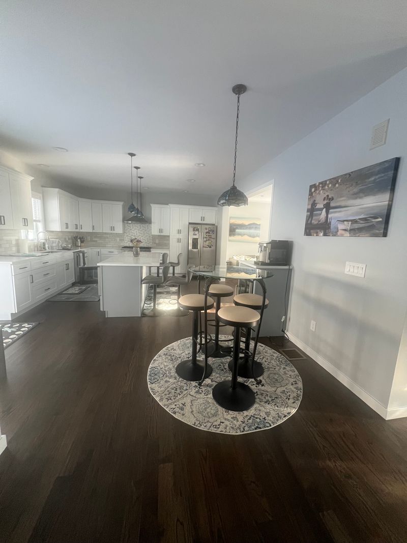 roommates in Bethel Room4Bed.2.5Bath - cirtru.com