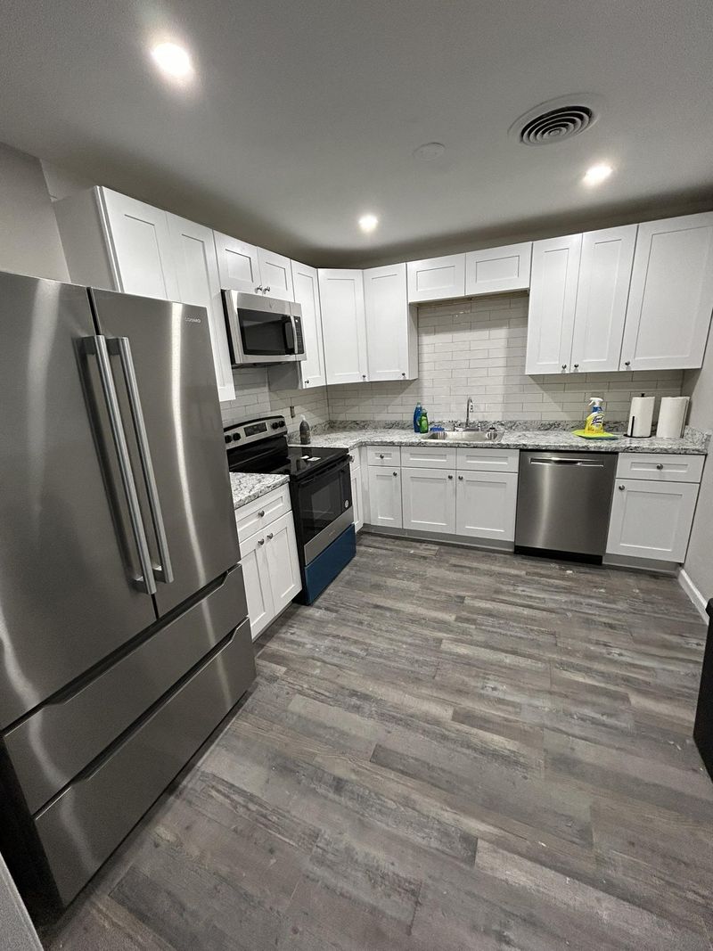 roommates in Undisclosed, Augusta, GA 30904 Large Private Suites in a Nicely-Renovated Home, with Convenient Augusta Location (id. 12853) - cirtru.com