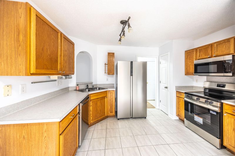 roommates in Undisclosed, Gastonia, NC 28052 Updated Home in Crowders View | Close to Highways (id. 25282) - cirtru.com