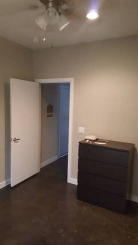 PRIVATE ROOM w/bath & closet