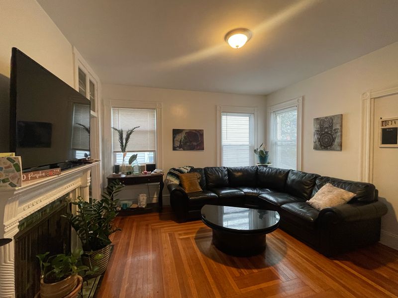 roommates in Boston Room3Bed.1Bath - cirtru.com