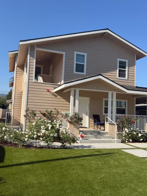 Entire Place 2Bed.1Bath