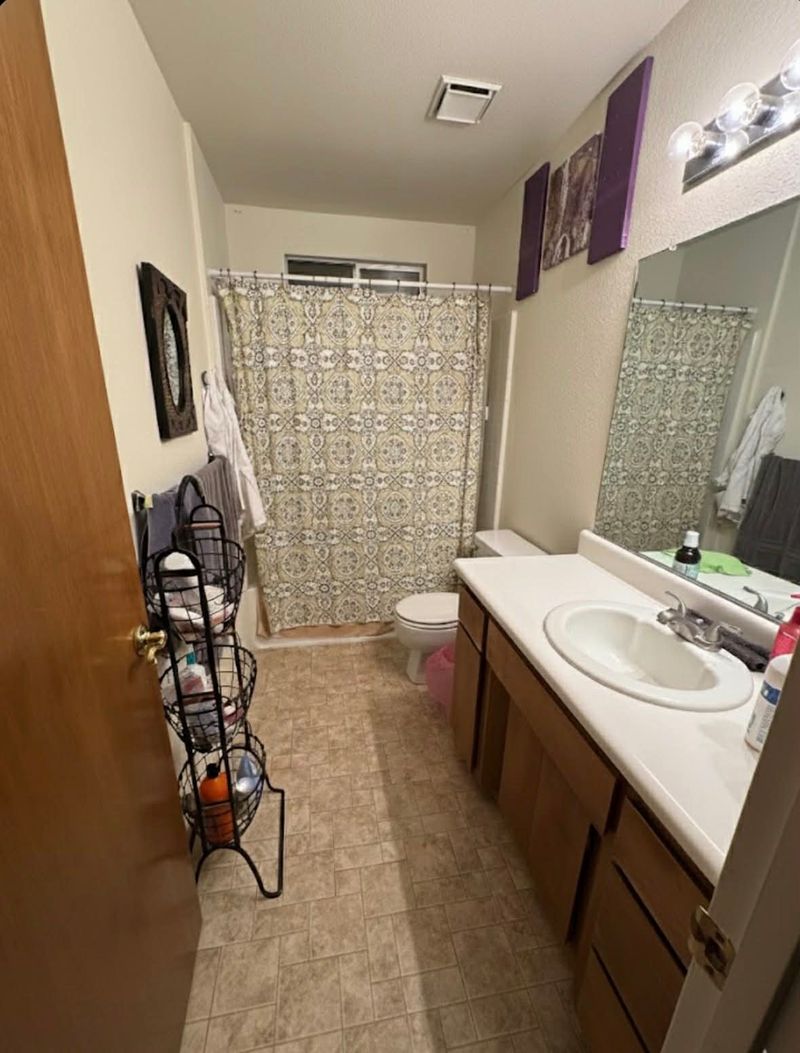 roommates in Chico Private Room in 3Bed.2Bath - cirtru.com