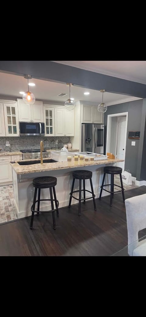 roommates in Shreveport Entire Place 3Bed.3.5Bath - cirtru.com