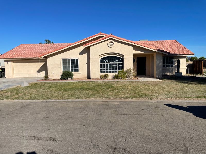 roommates in Yuma Private Room in 4Bed.2Bath - cirtru.com