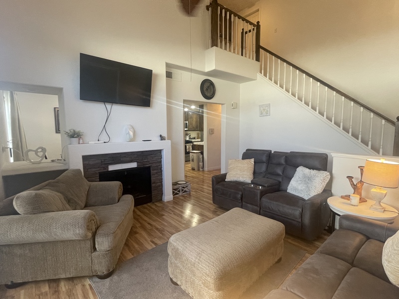 Private Room in 1Bed.1Bath