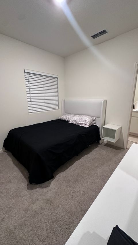 Private Room in 4Bed.3Bath