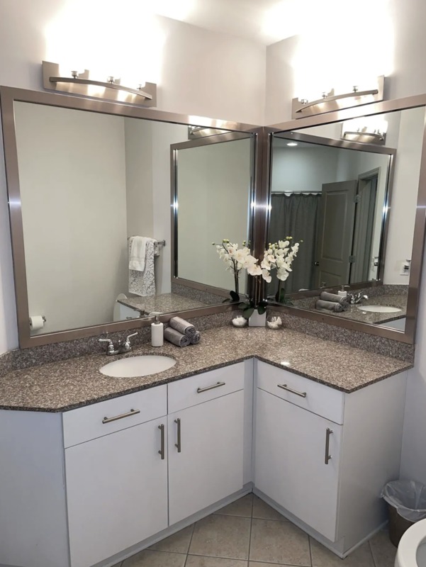 Private Room in 2Bed.2Bath