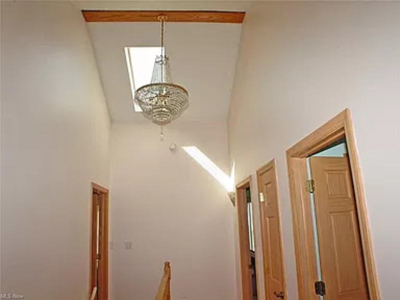roommates in Weirton Private Room in 3Bed.3Bath - cirtru.com