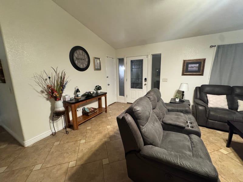 roommates in Glendale Entire Place 3Bed.2Bath - cirtru.com
