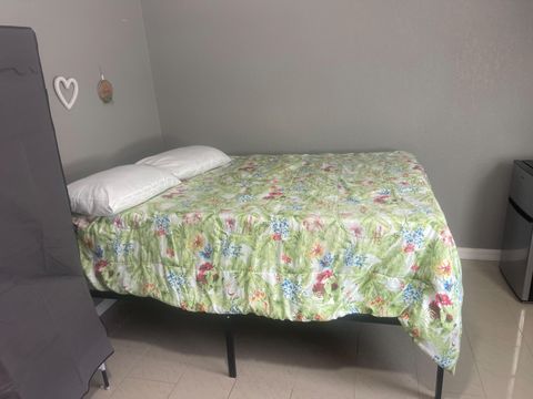 Whitney apts lake terrace home (id. 31393)