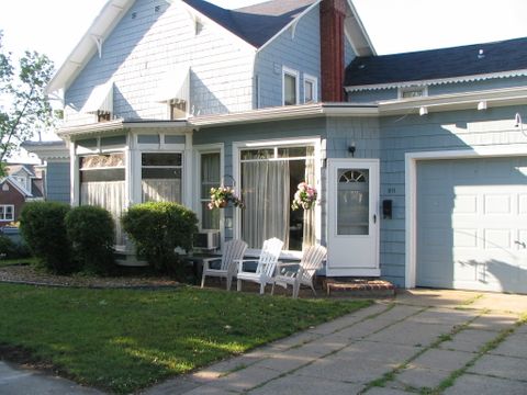 Entire Place 2Bed.1Bath