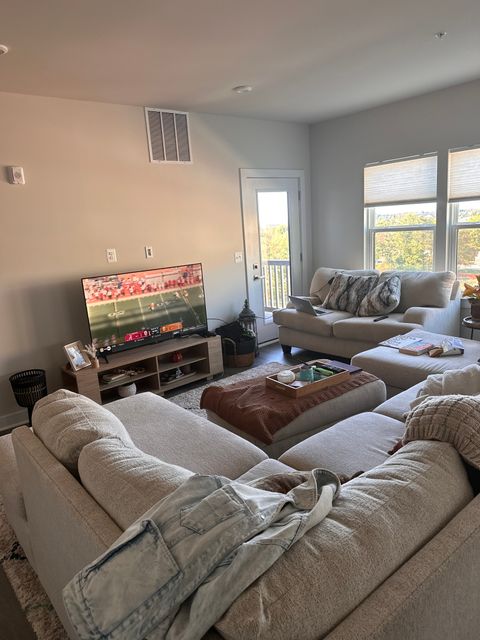 Private Room in 2Bed.2Bath