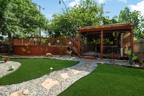 Entire Place 4Bed.2.5Bath