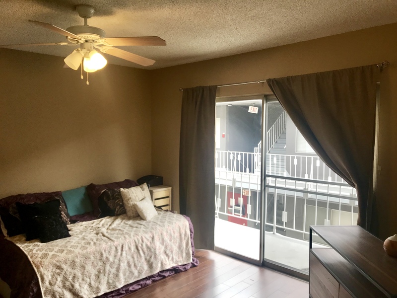 Private Room in 2Bed.2Bath