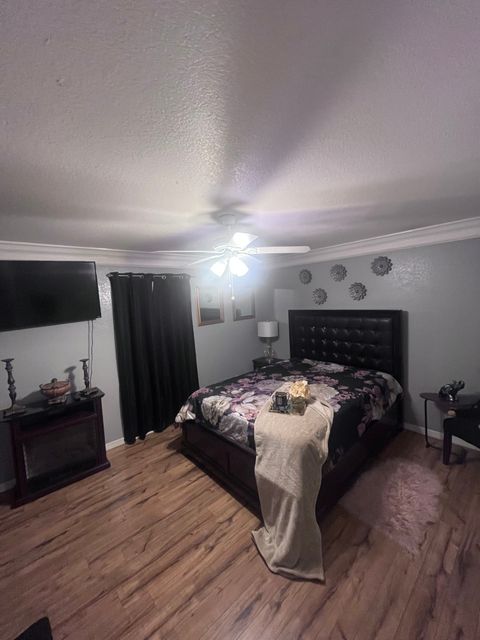 Private Room in 3Bed.2Bath