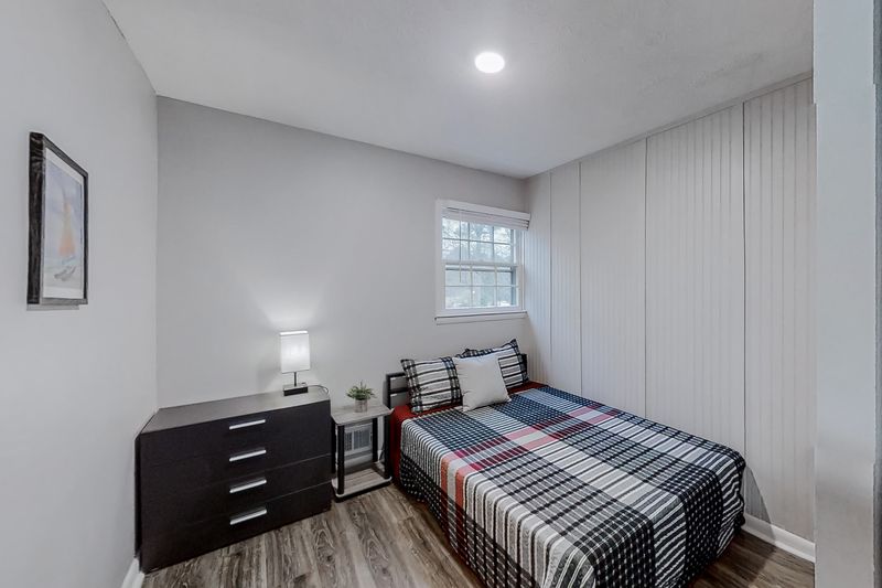 roommates in Undisclosed, Jonesboro, GA 30236 Comfortable Home in Anderson Drive |  Monthly Cleaning |  Secure Coded Rooms |  0.6–1.6 mi from Grocery Stores |  0.3 mi from Bus Stops (id. 2742) - cirtru.com